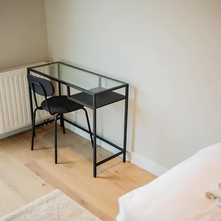 Apartment Ample 3 Bedroom Rotterdam