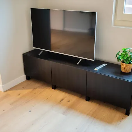 شقة Ample 3 Bedroom *