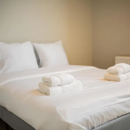 Ample 3 Bedroom * Роттердам